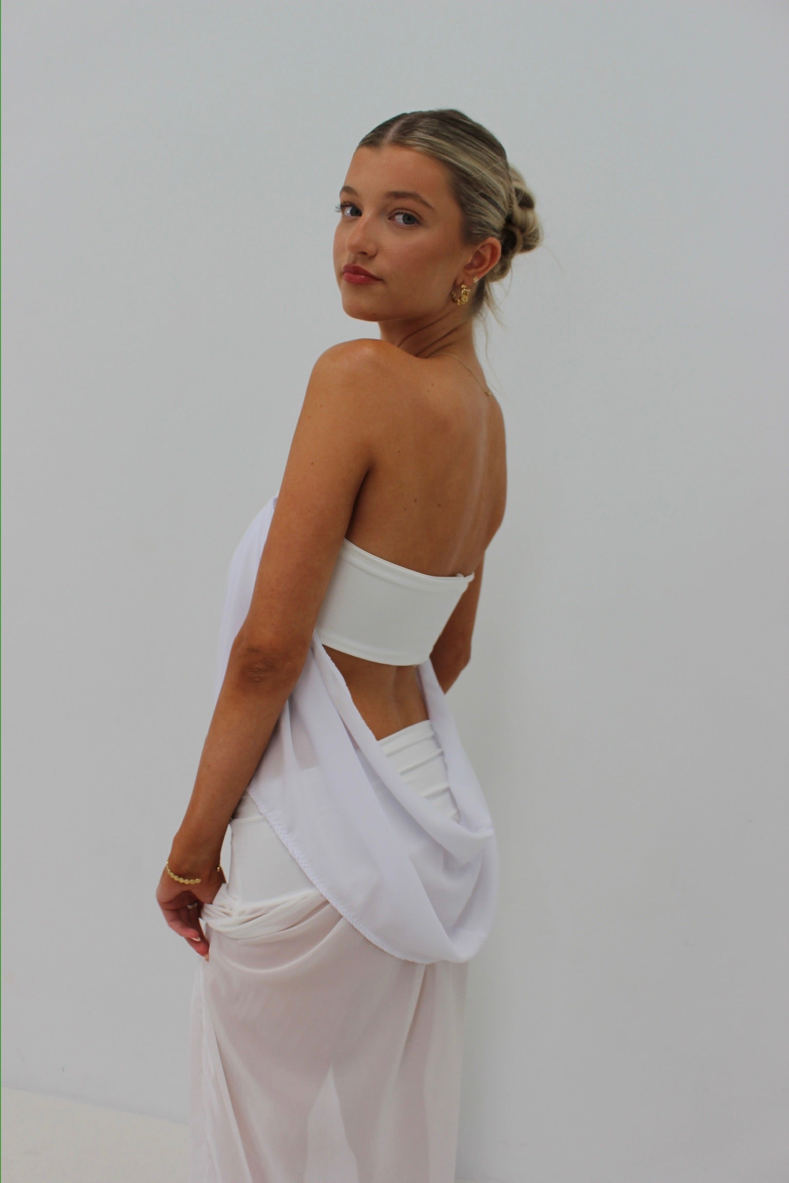 THE CHLOE SET W BLOUSE