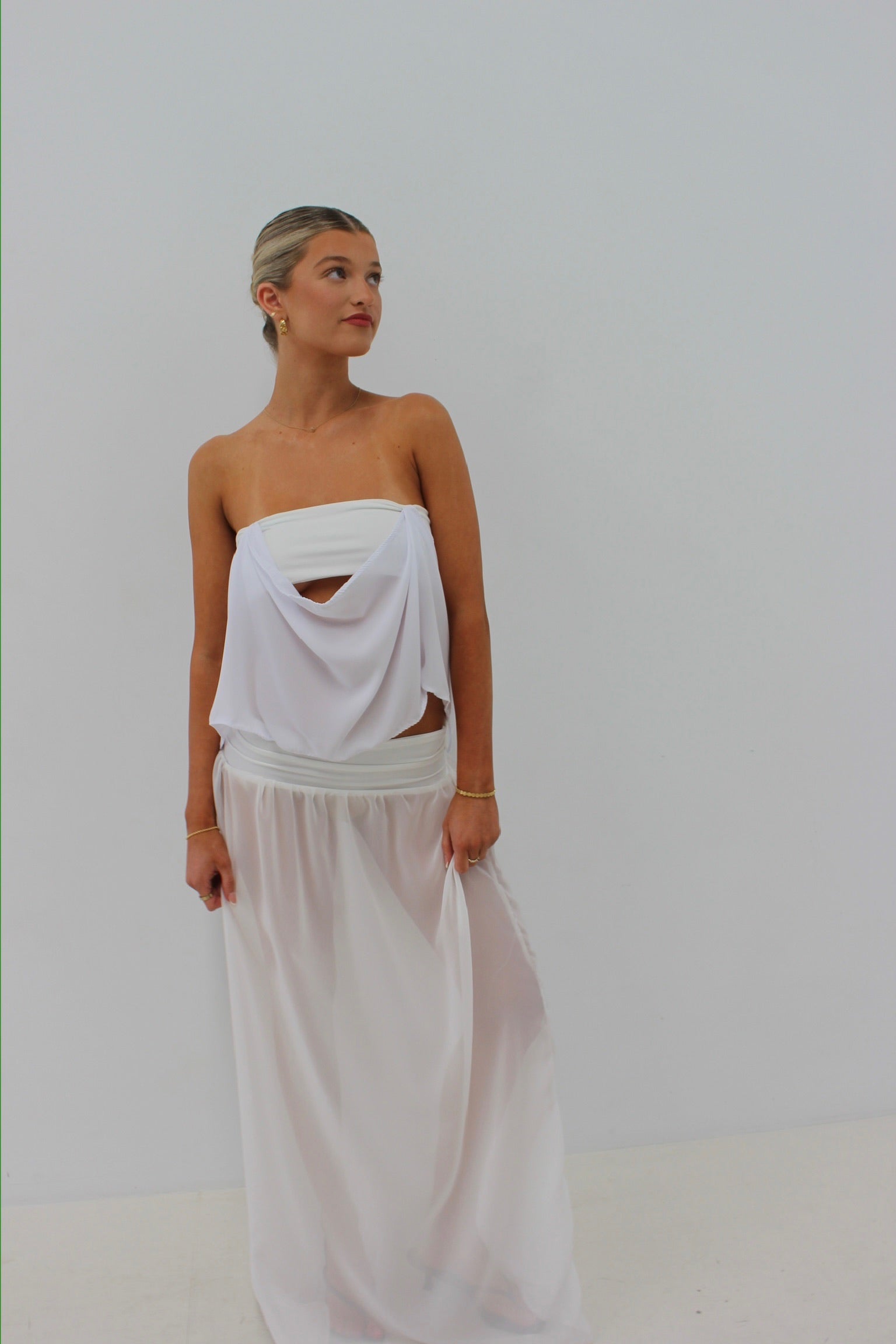 THE CHLOE SET W BLOUSE